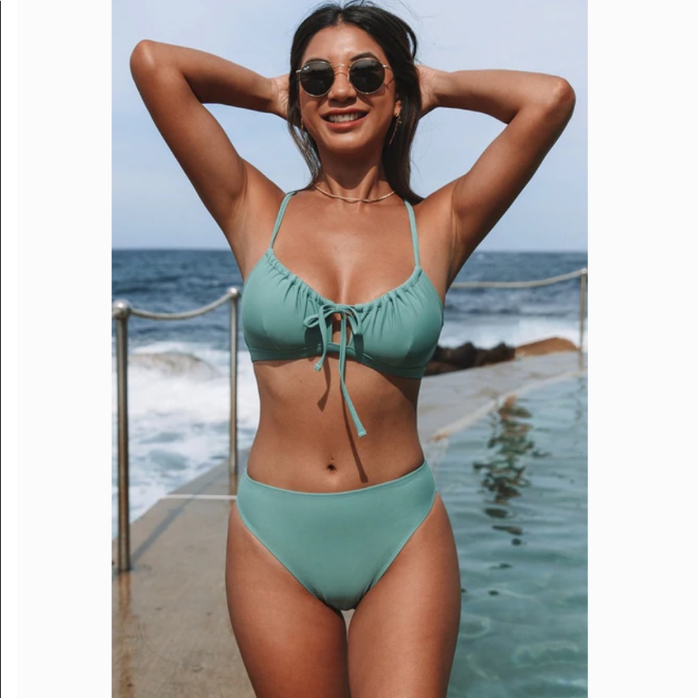 NWT Cupshe Seaside Holiday Tie-Front Bralette and High Waist Bikini Swim Set